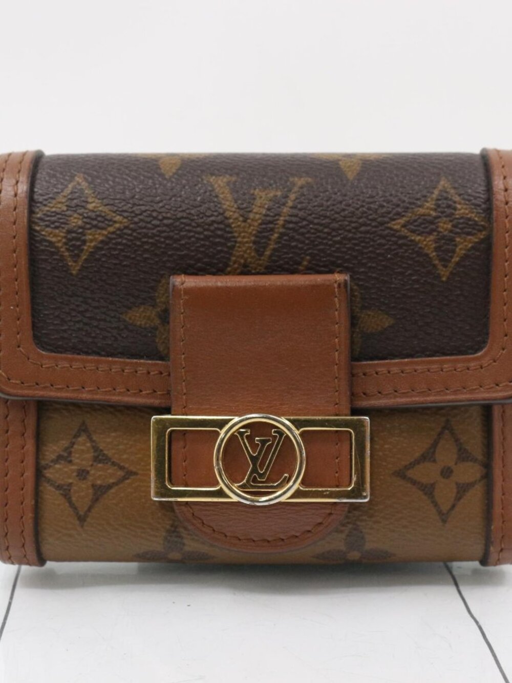 LV Dauphine Compact Wallet